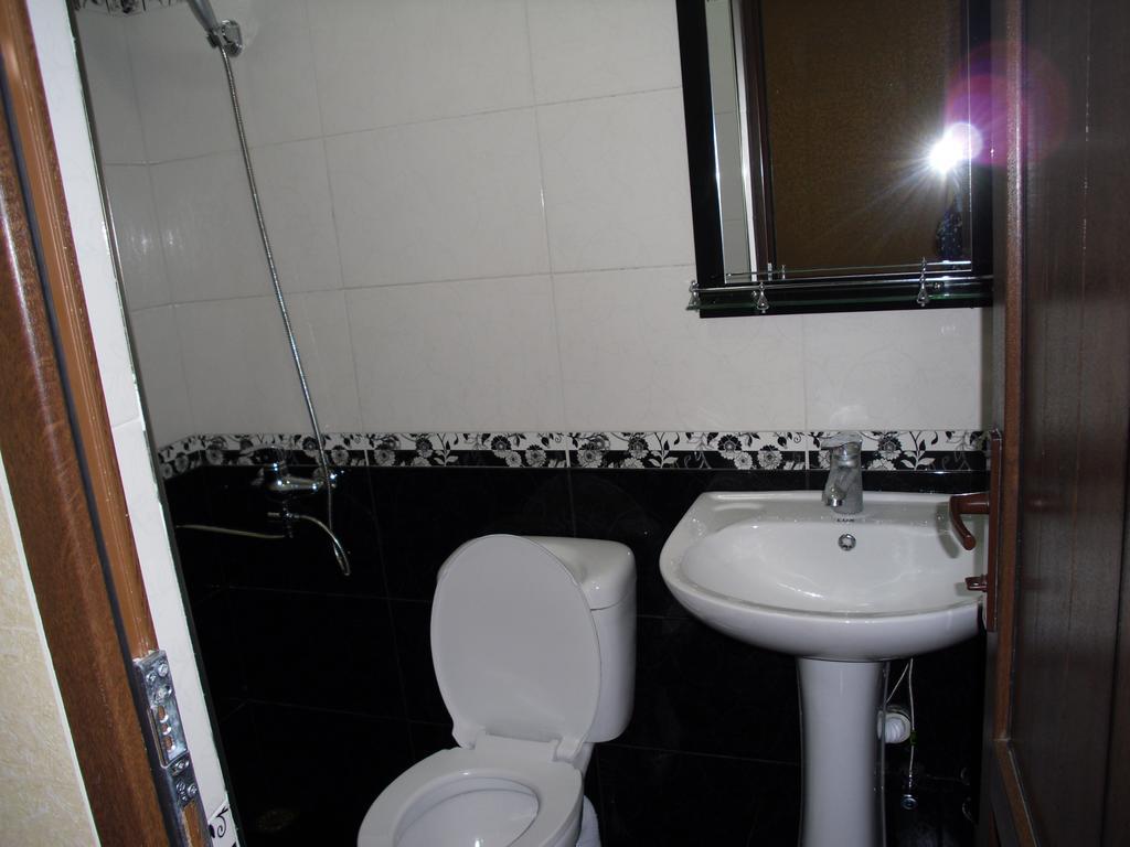 Suliko Guest House Μπατούμι Δωμάτιο φωτογραφία