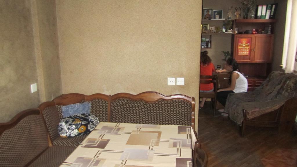 Suliko Guest House Μπατούμι Δωμάτιο φωτογραφία