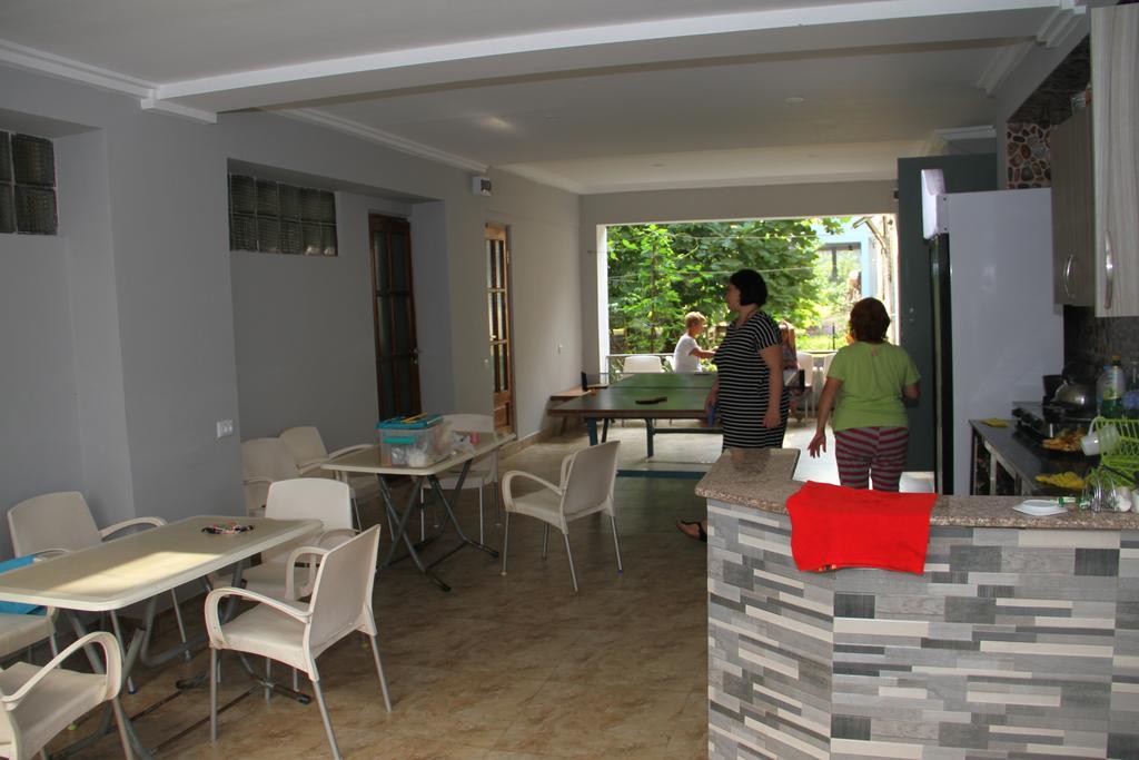 Suliko Guest House Μπατούμι Εξωτερικό φωτογραφία