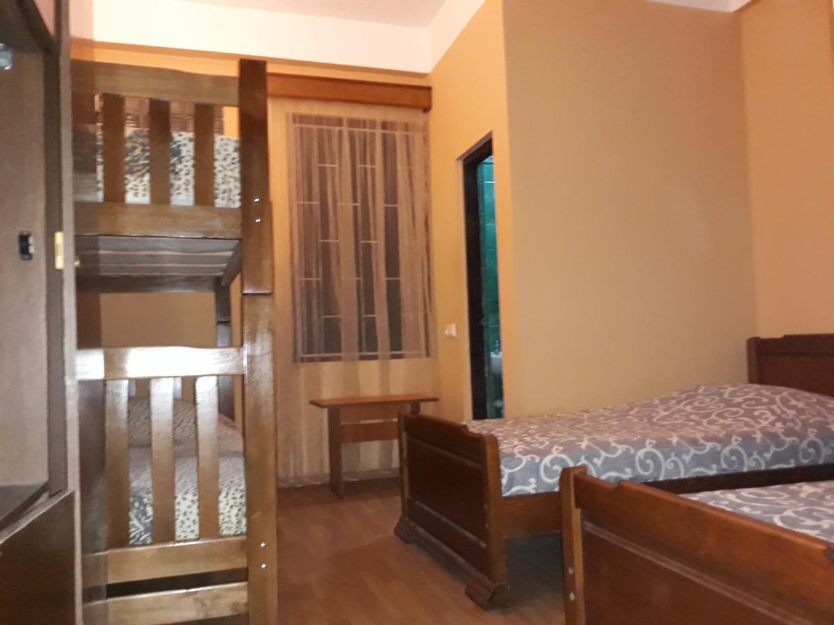 Suliko Guest House Μπατούμι Εξωτερικό φωτογραφία